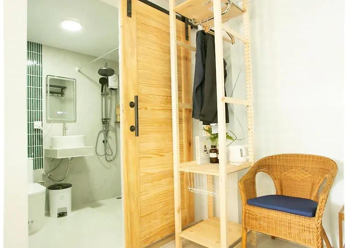Uncle Nid Hostel *